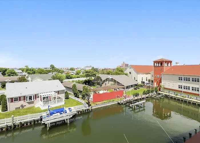 Pier Seventeen 302 Holiday home *